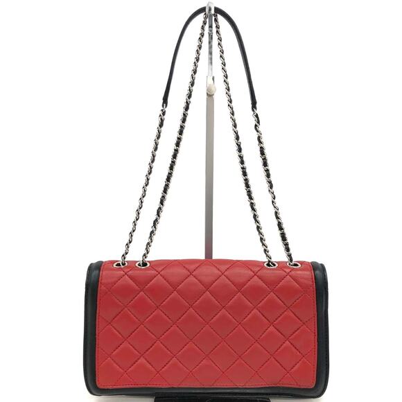 Chanel Tri-Color Quilted Medium Flap Bag Red & Black & White Lambskin Leather CC - Picture 2 of 15